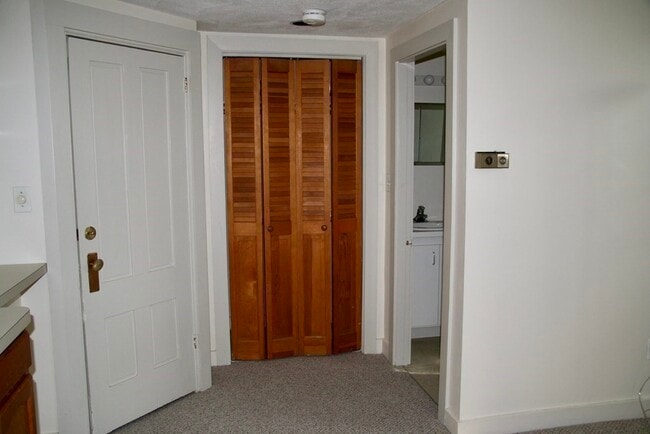 Photo - 149 Walnut St Unidad G