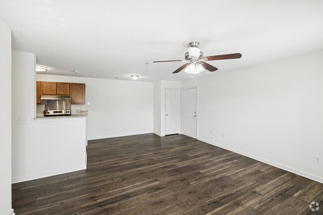 Elm 2BR, 1BA - 968SF - Living Room / Dining Room