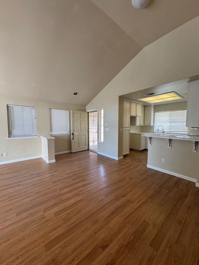 Photo - 3 Bedroom 2 Bath in Northwest Fresno