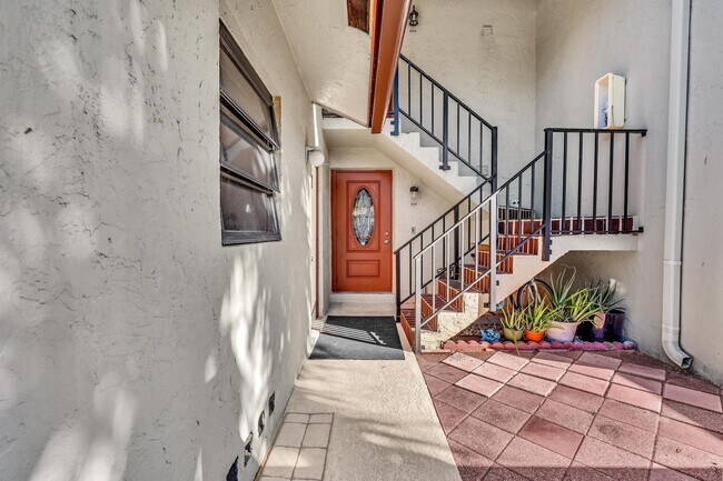 Photo - 1779 NE 40th Pl Unit 405