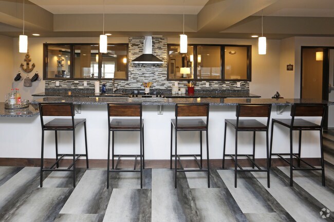 Capstone Apartments
