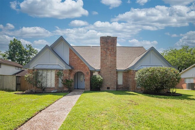 Photo - 206 Houghton Rd House