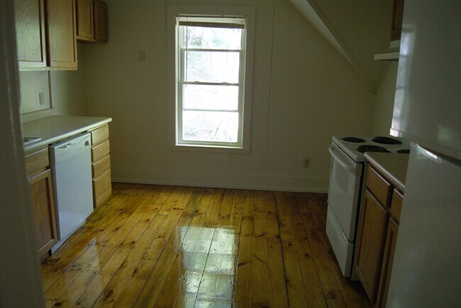 Kitchen - 3 Crawford St Unit 3C Crawford