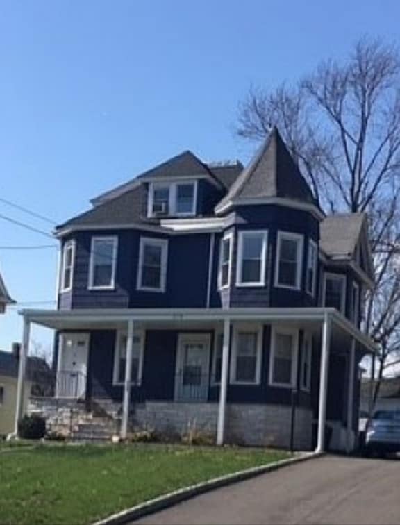 Building Photo - 312 Park St Unit 1