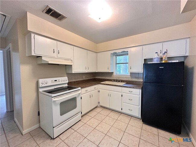 Photo - 202 Oak Ridge Dr