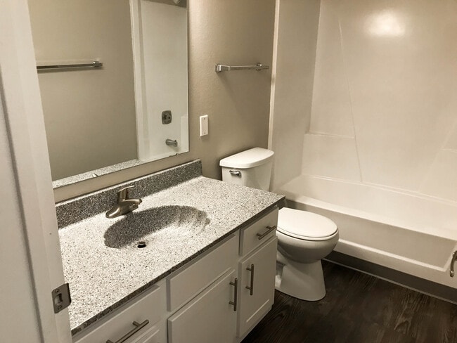 Photo - Windsor on the River