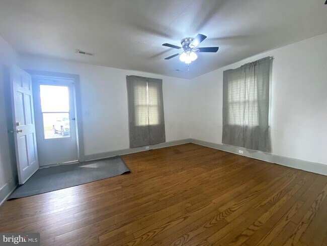 Photo - 1601 N Seminole Trail