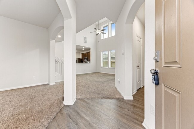 Photo - 15837 Roberto Clemente Ct