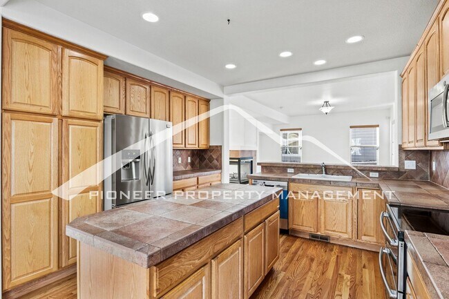 Photo - Serene Ridgeview at Stetson Hills neighborhood 6 bedroom, 3.5 bathroom, 2 car garage and AC