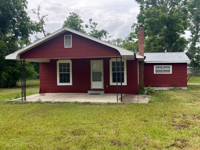 Charming 2-Bedroom Home for Rent in Lee, FL - Charming 2-Bedroom Home for Rent in Lee, FL