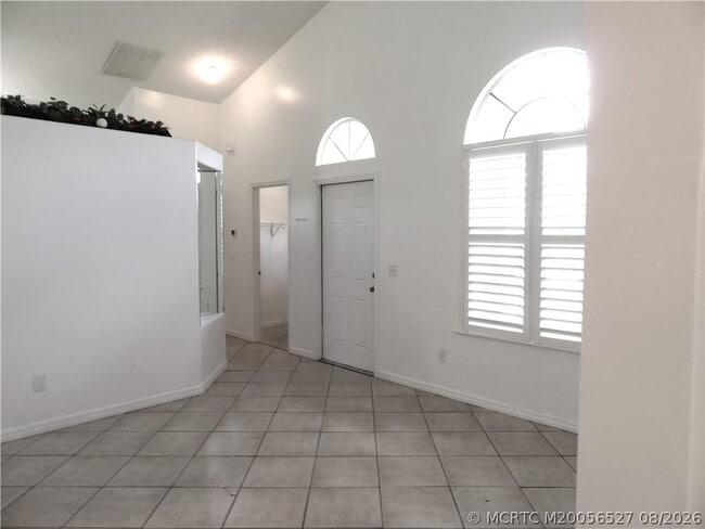 Photo - 1102 SW Coleman Ave