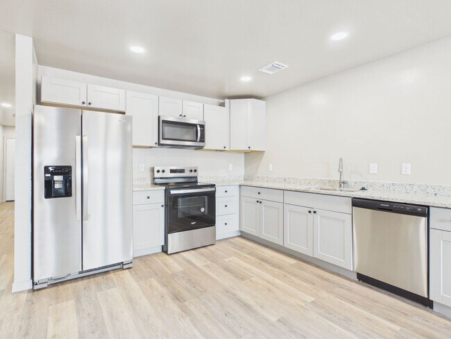 Photo - 1123 Caprock St Unit B