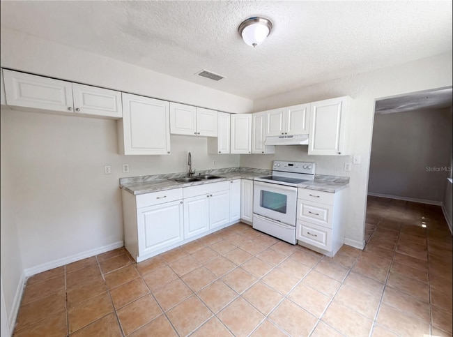 Photo - 4010 E Paris St