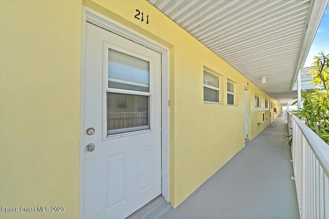 Photo - 3820 Ocean Beach Blvd Unidad 211