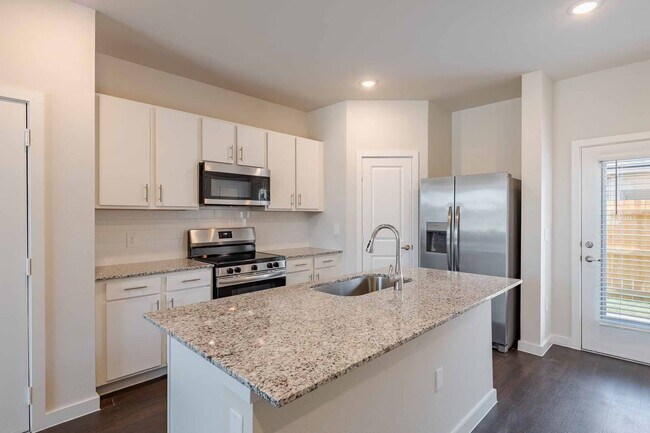 Photo - 445 Elevon Pkwy