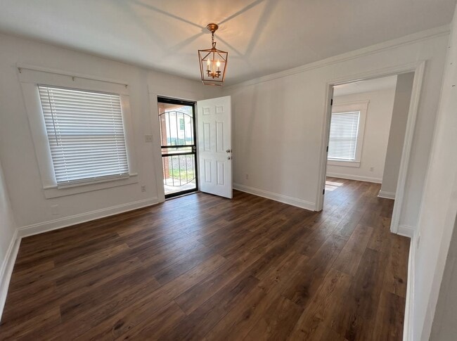 Photo - 3432 Radford Rd
