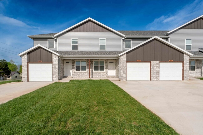 Photo - Oakwood Heights Townhomes