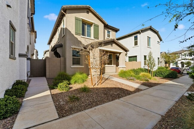 Photo - Stunning 3-Bedroom Home with Garage in Phoenix
