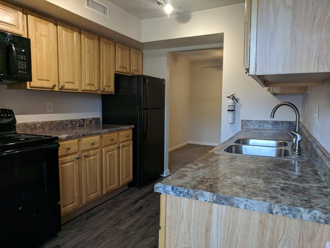 Heather Lake Apartments For In Hampton Va Com Photo Heather Lake Apartments