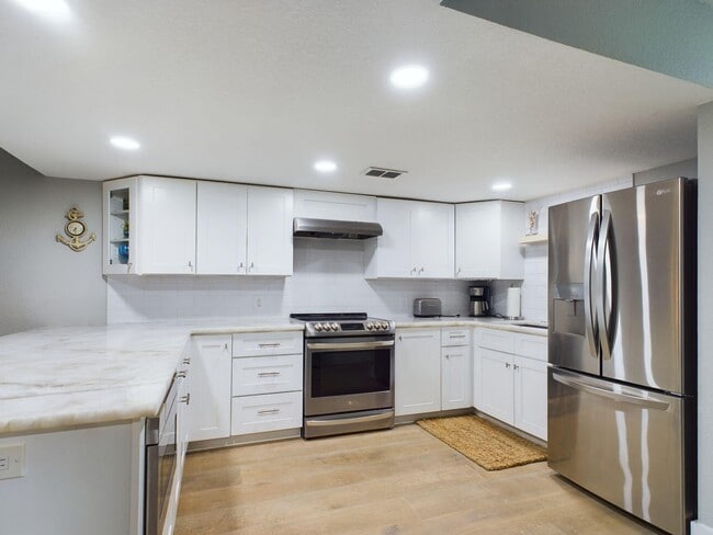 Photo - 151 Calhoun Ave Unidad 108