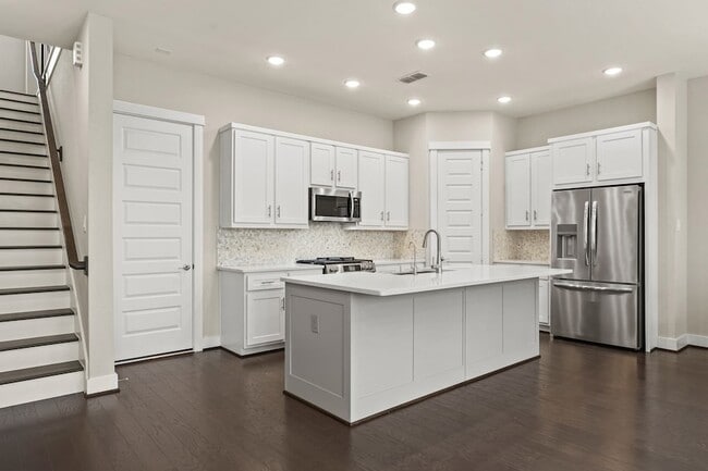 Photo - 10972 Hewitt Cliff Ln