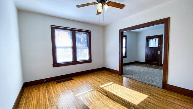 Photo - Ottawa South Side – Single-Family Home for Rent