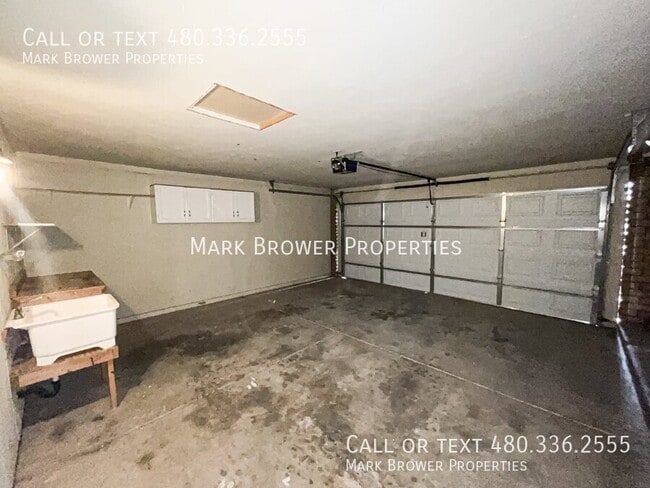 Photo - 4828 S Roberts Rd