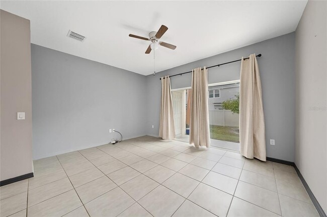 Photo - 2060 Viewfinder St