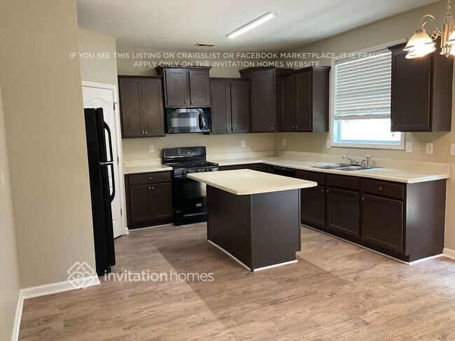 Photo - 1917 Peach Shoals Cir