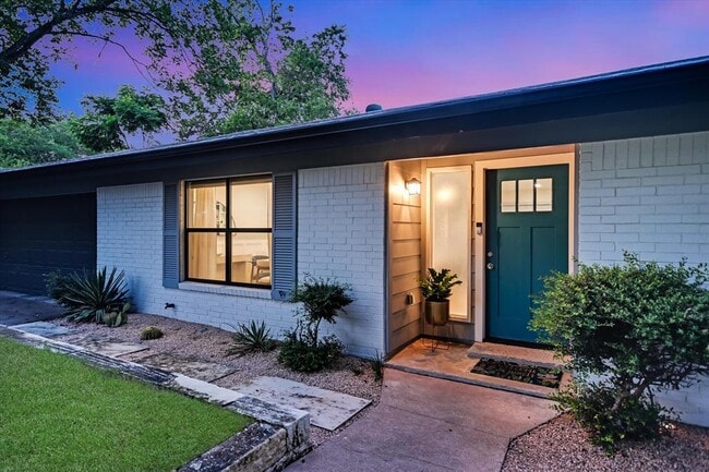 Photo - 1006 Hollybluff St
