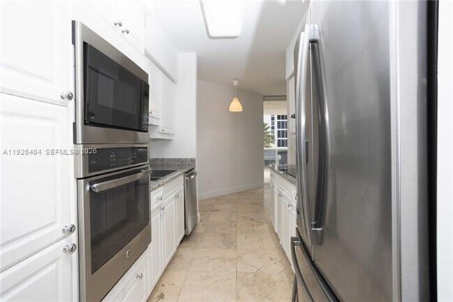 Building Photo - 4779 Collins Ave