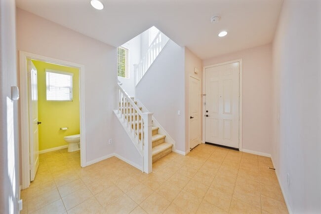 Photo - 372 Cardinal Ln