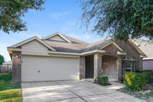 923 Chad Ln