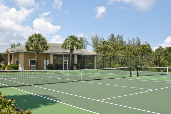 Photo - 1795 Four Mile Cove Pkwy Unidad 834