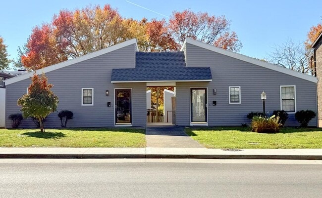 Building Photo - 1634 19th St