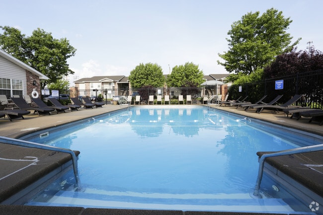 Photo - Stone Ridge Square