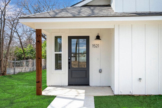 Photo - 1521 S Rusk Ave