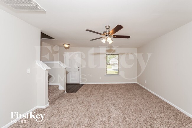 Photo - 145 Briar Ridge Ln