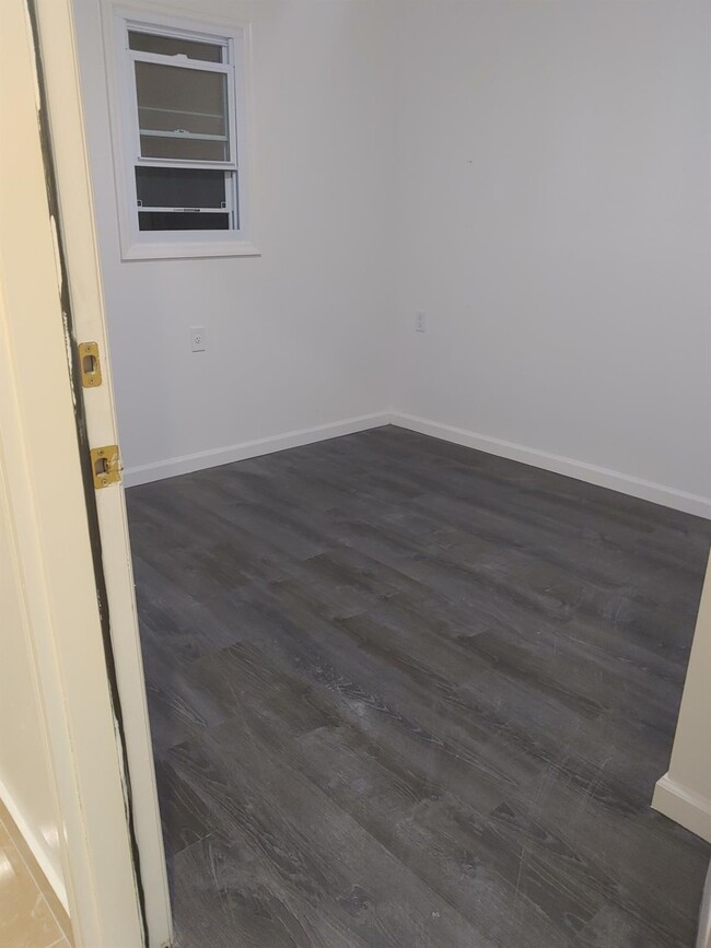Photo - 82-96-96 Country Pointe Cir Apartment Unit 1