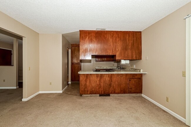 Photo - 517DEBBIEDRIVE Unit B (R)