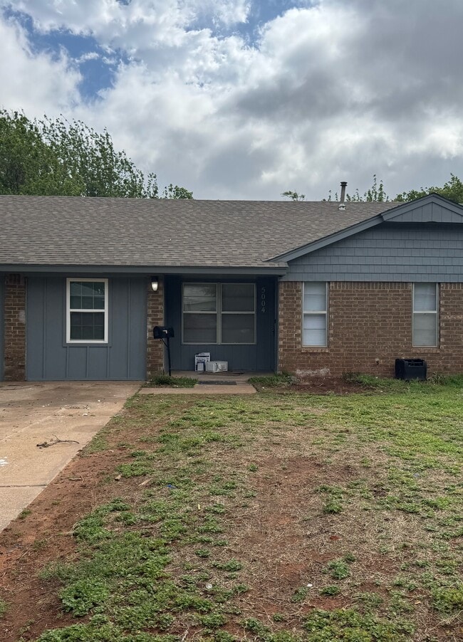 Building Photo - 5004 Brookdale Dr