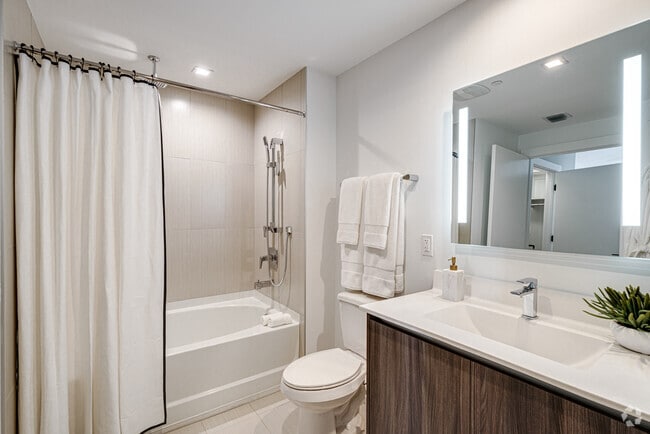 1HAB, 1BA - 769&nbsp;ft² - Sanctuary