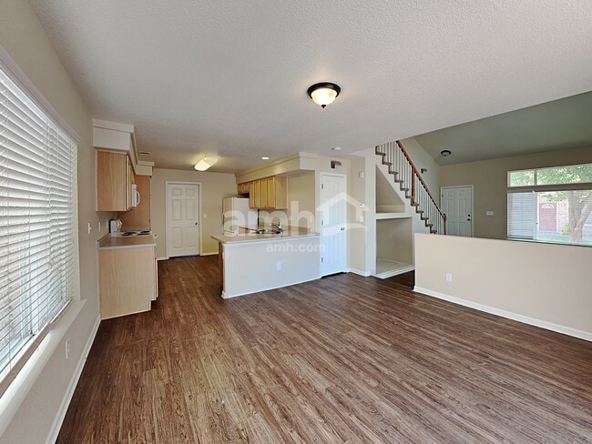 Photo - 20000 Mitchell Pl