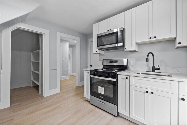 Photo - 48 Hamilton Ave Unit 3