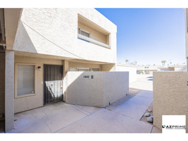 Photo - Charming 2/1.5 Phoenix Townhouse - Courtyard Views &amp; Mountain Backdrop!