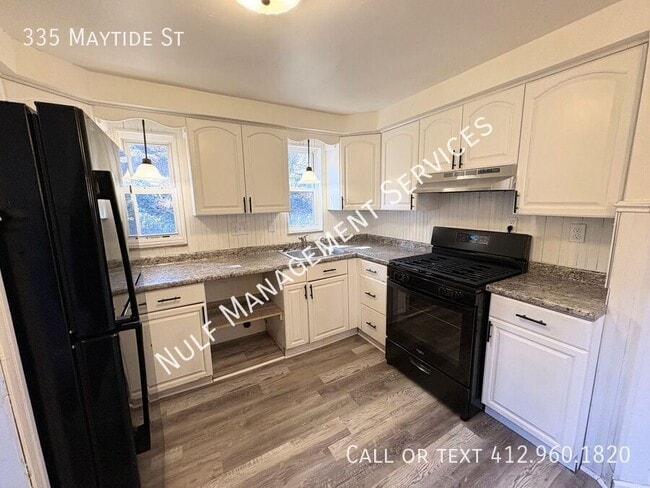 Photo - 335 Maytide St House