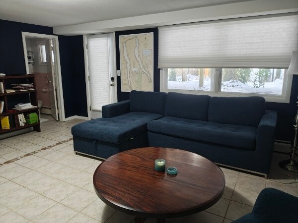 Living Room - 37 Woodcrest Ave Unit 37 Woodcrest