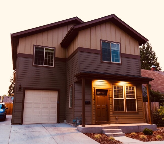 Building Photo - 508 NW 17th St