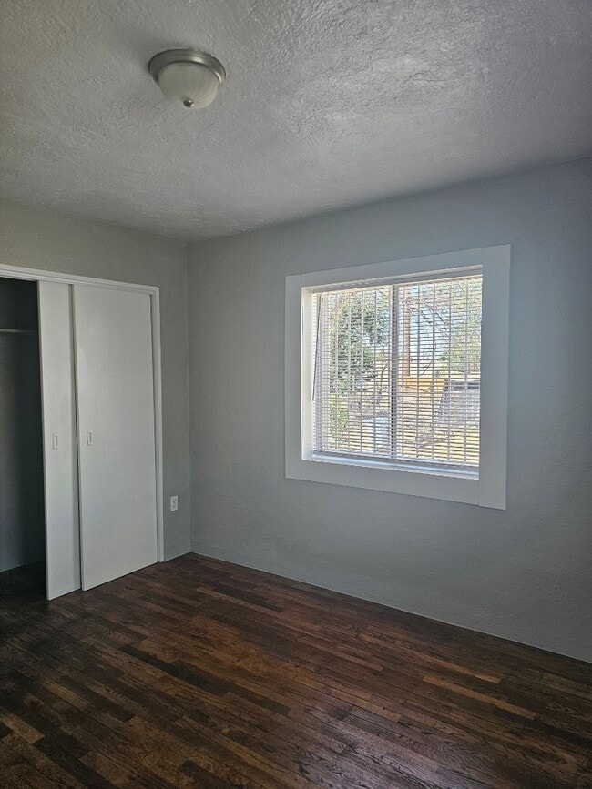 Photo - 505 Florida St SE