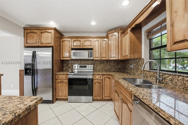 3361 NW 85th Ave Unidad 205